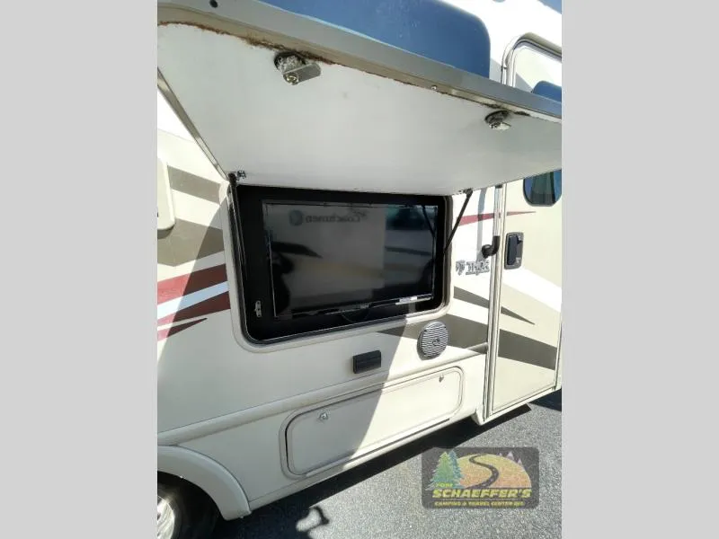 2017 Thor Motor Coach Compass 23TR - Photo 3