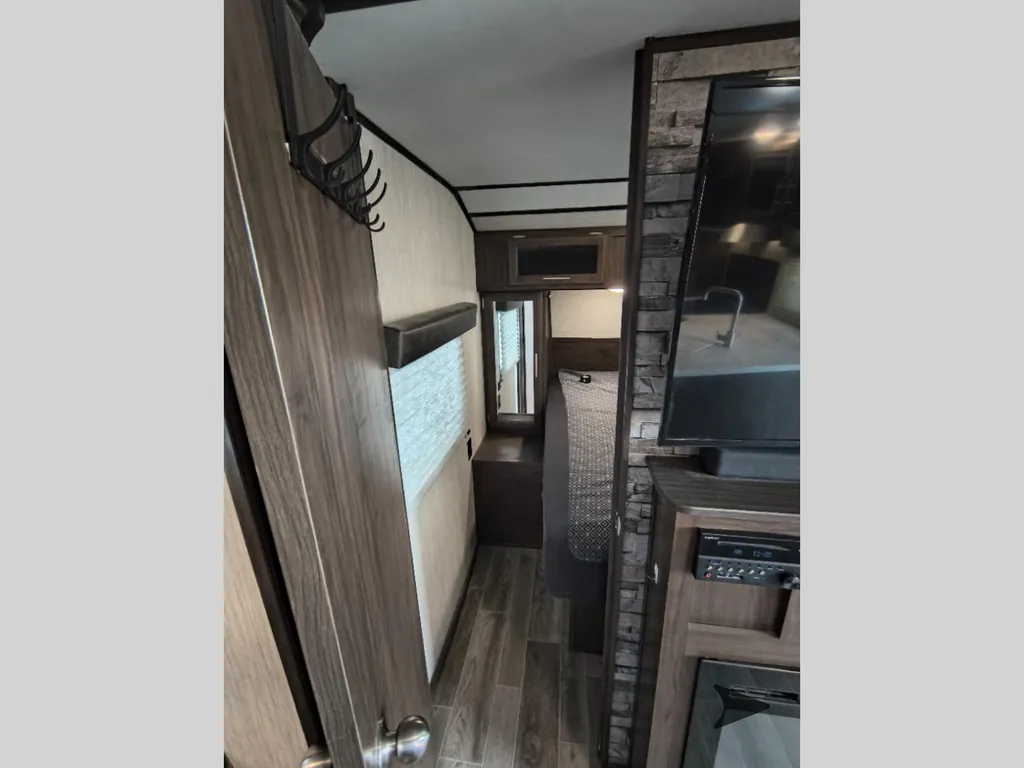2019 Forest River Cherokee Alpha Wolf 26DBH-L, Photos photo 31