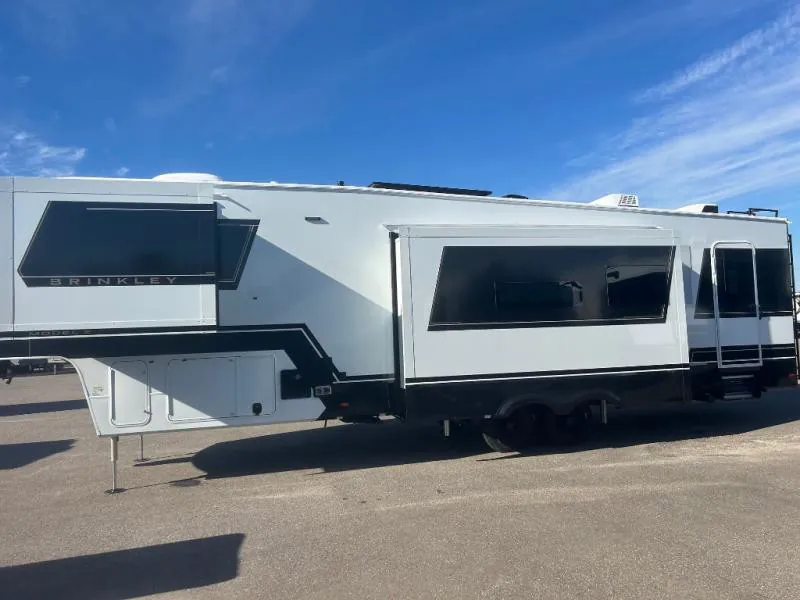2026 Brinkley Model Z 3515, Photos photo 3