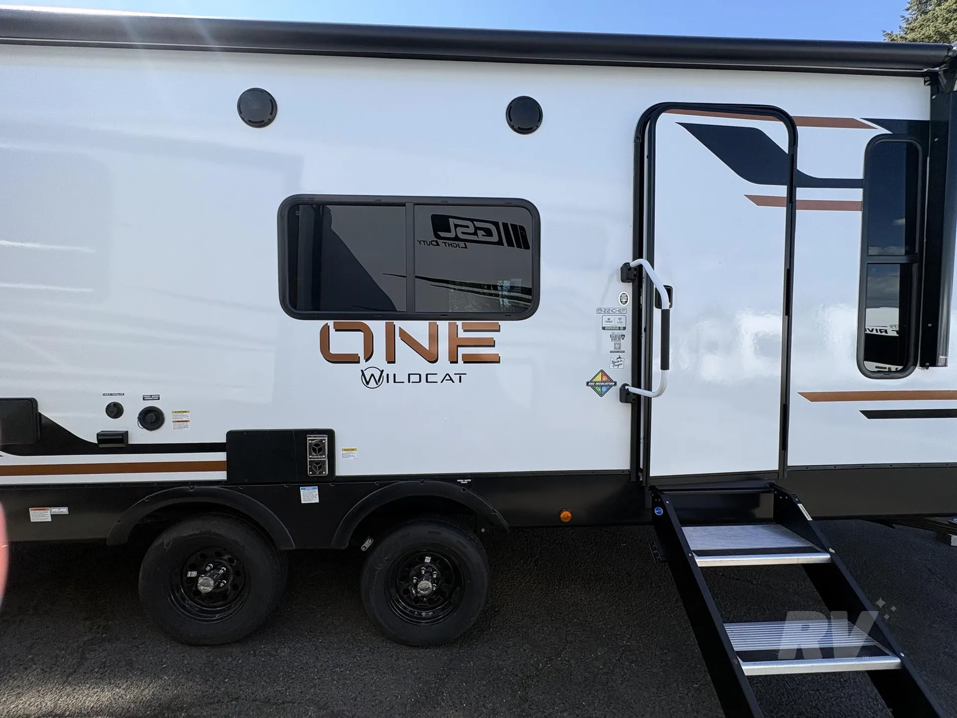 2026 Forest River Wildcat ONE 221CHEF - Photo 4
