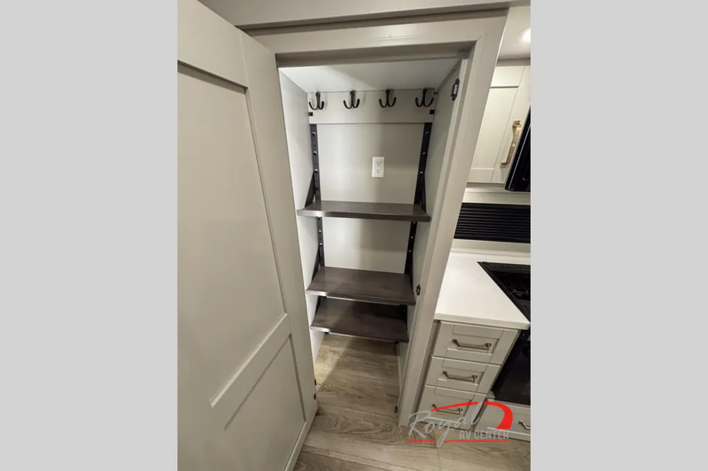 2025 Brinkley Model Z AIR 295, Photos photo 15