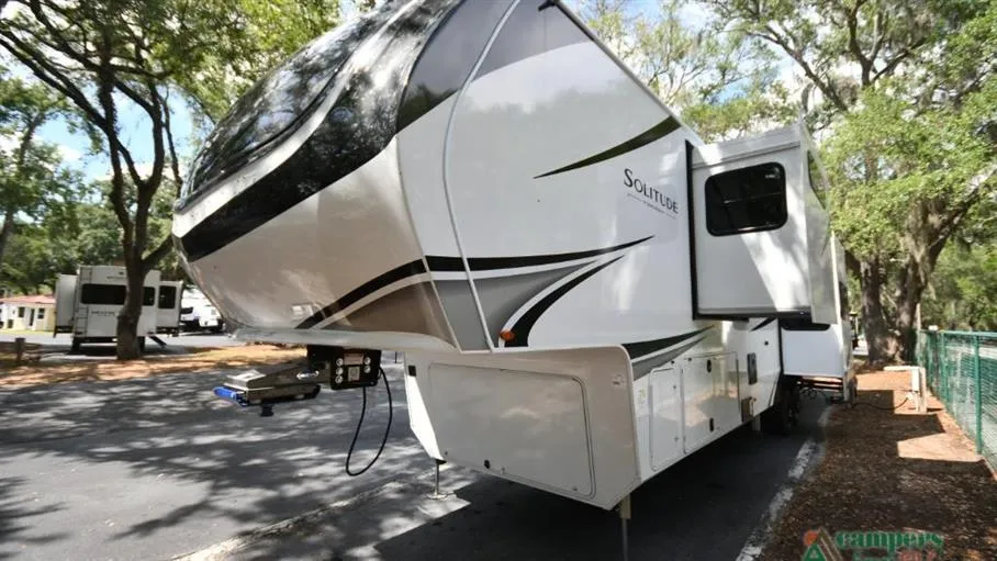 2026 Grand Design Solitude 417KB - Photo 3