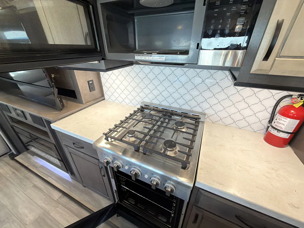 2022 Forest River Cedar Creek Champagne Edition 38EL, Photos photo 11