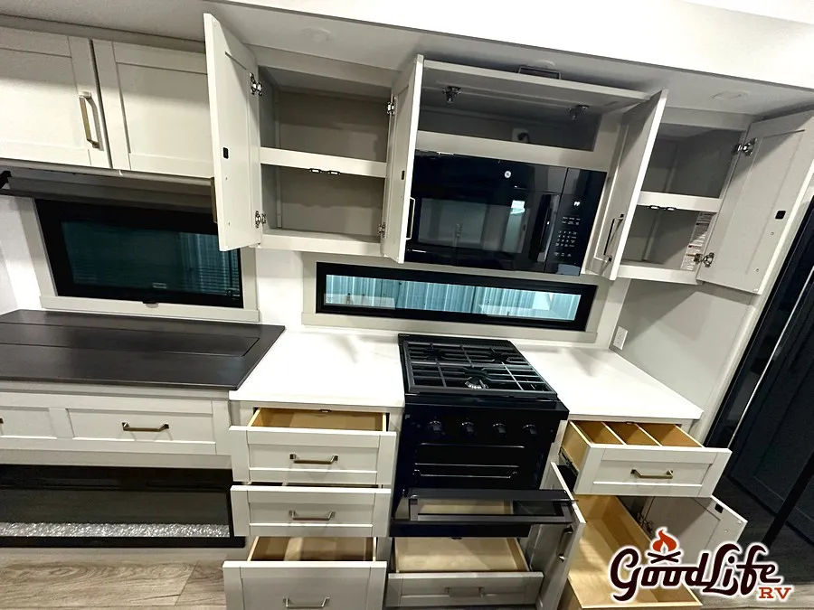 2026 Brinkley Model Z 3600, Photos photo 85