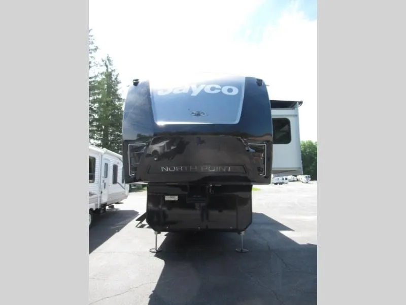 2027 Jayco North Point 310RLTS - Photo 3