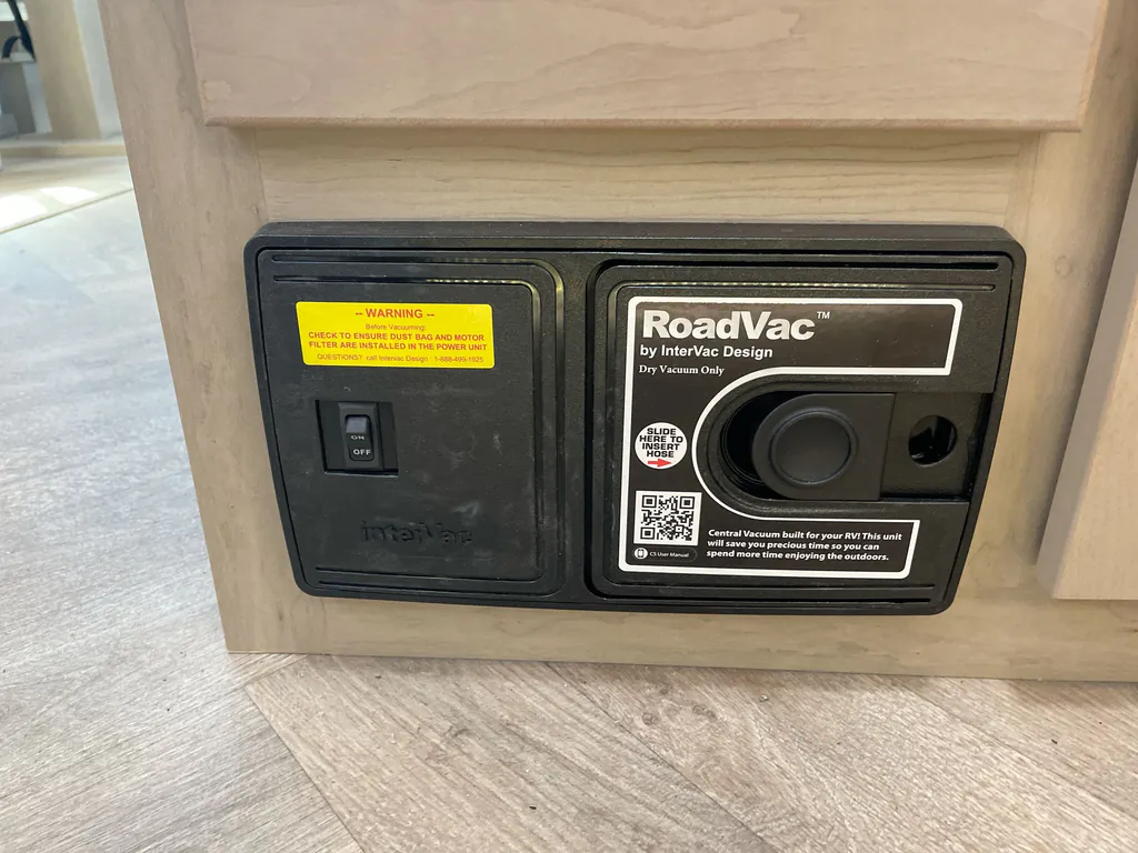 2026 Keystone Raptor 441, Photos photo 22