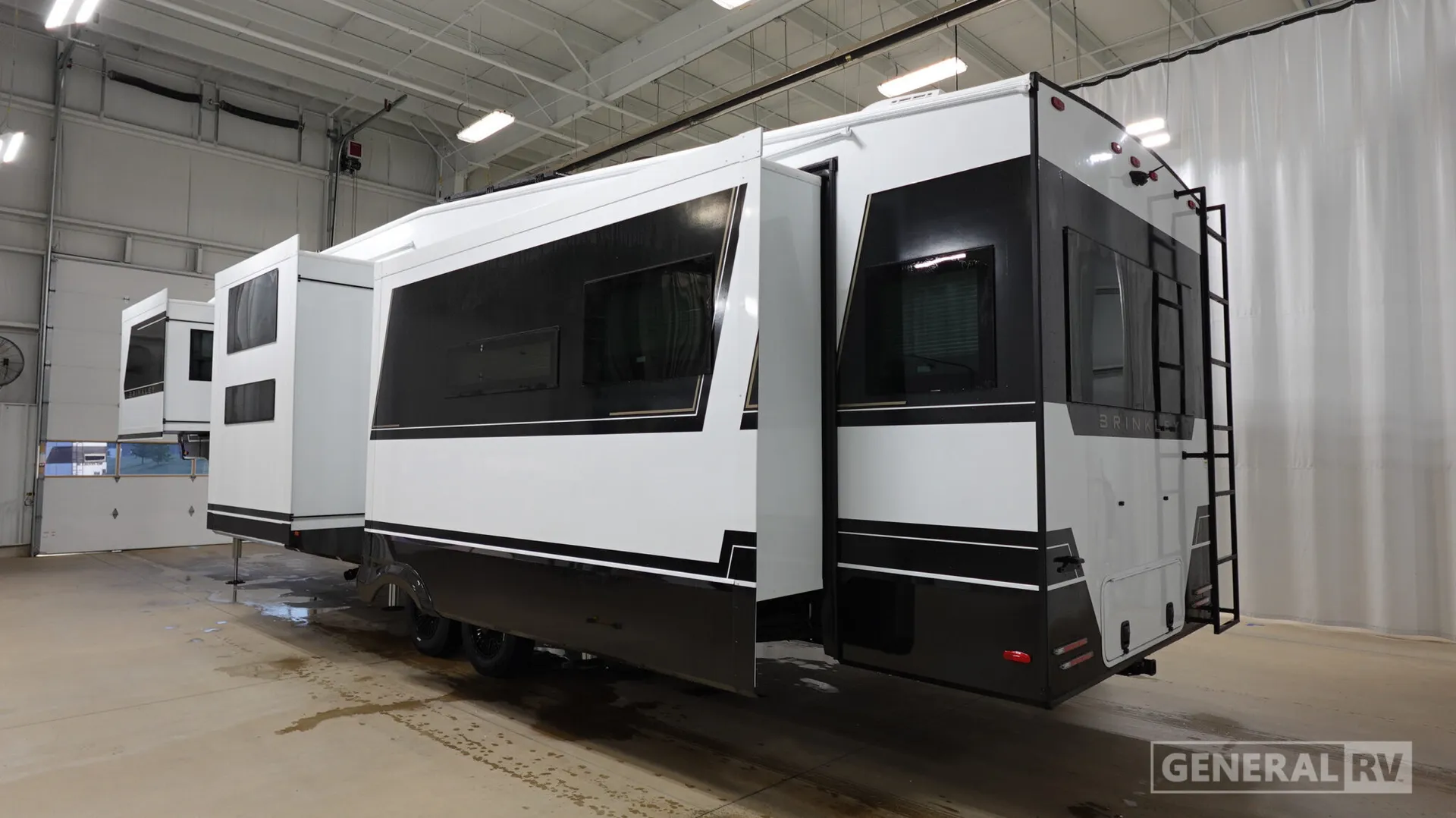 2026 Brinkley Model Z 3610 - Photo 4