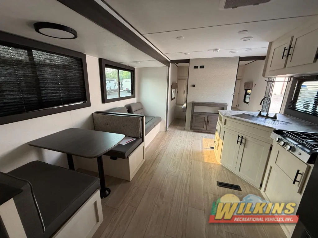 2027 Shasta RVs i-5 Edition 532BEDS, Photos photo 8