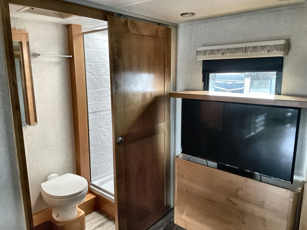 2019 Tiffin Wayfarer 24 FW, Photos photo 28