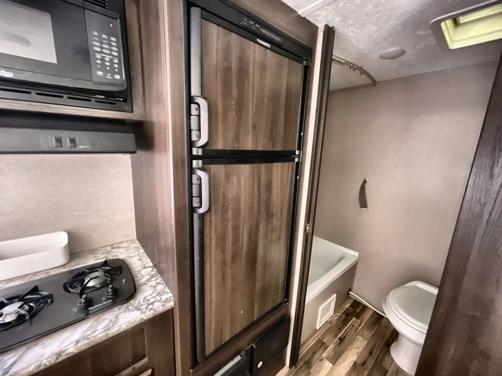 2019 Keystone Springdale 1790FQ, Photos photo 11