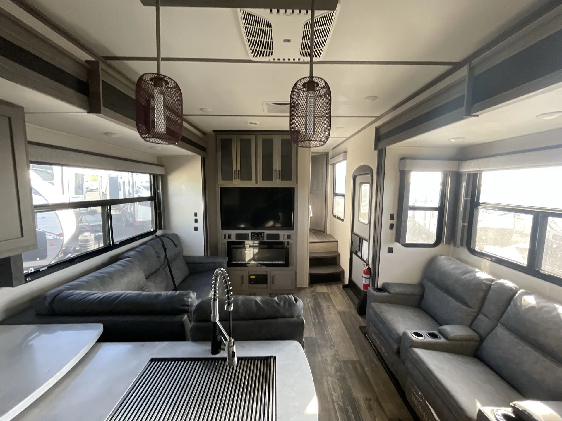 2021 Keystone Raptor 413 — living area main