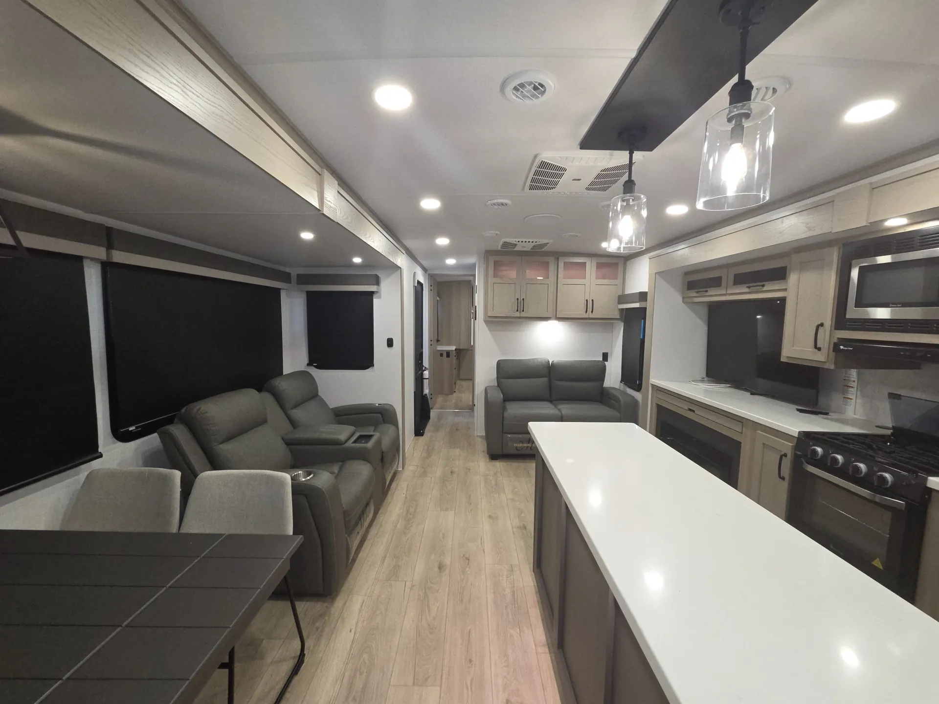 2025 Forest River Rockwood Signature 8339FK - Photo 3