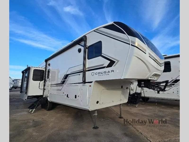 2026 Keystone Cougar Half-Ton 29MBD - Photo 2