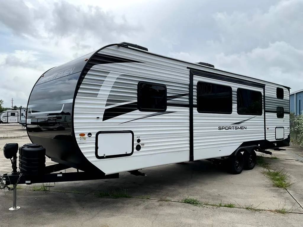 2027 KZ RV Sportsmen SE 261BHKSE - Photo 3