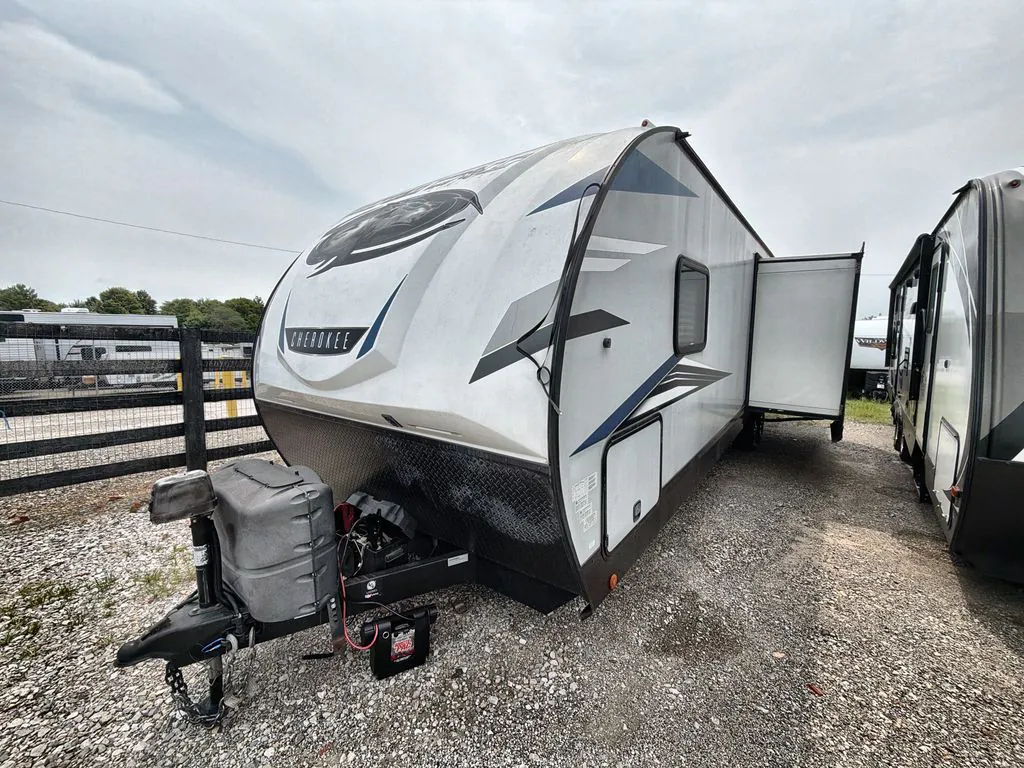 2022 Forest River Cherokee Alpha Wolf 30DBH-L - Photo 3