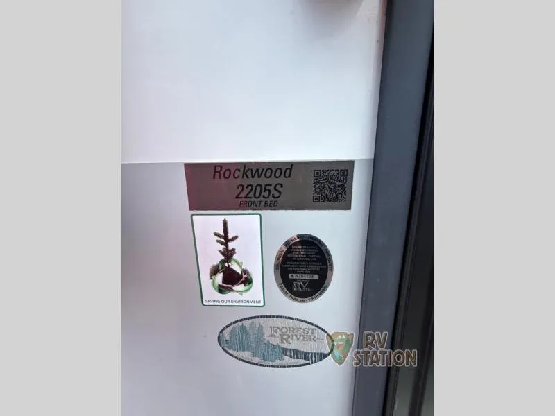 2023 Forest River Rockwood Mini Lite 2205S - Photo 4