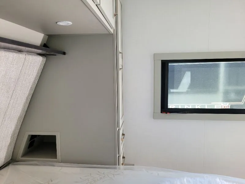 2026 Brinkley Model Z AIR 297, Photos photo 22