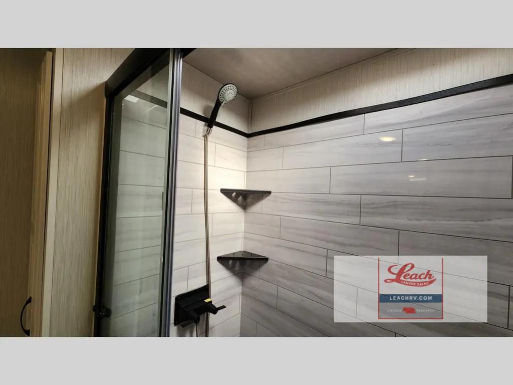 2021 Forest River Cedar Creek Champagne Edition 38EL, Photos photo 18