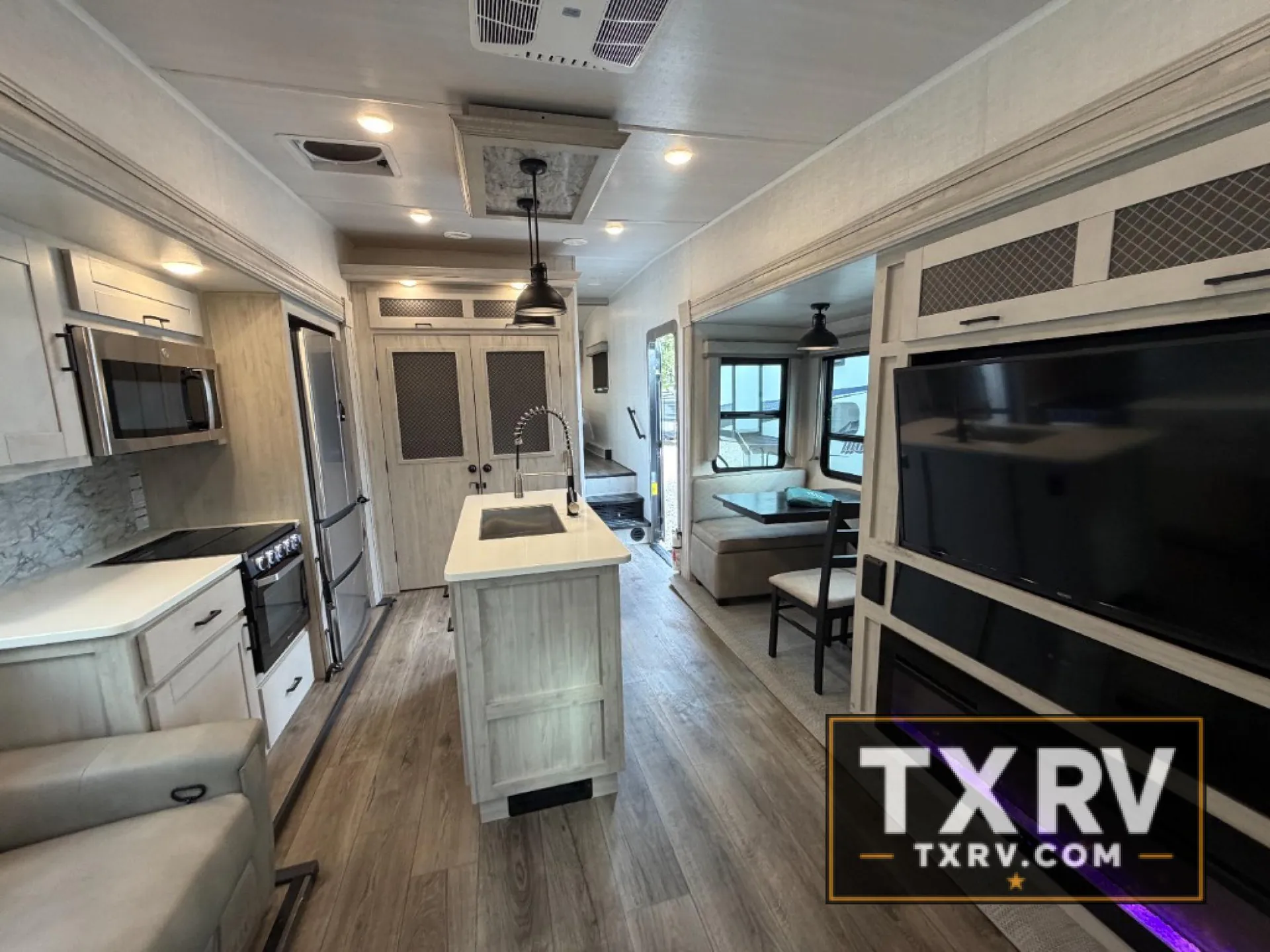 2022 East to West Tandara 286RL-OK - Photo 3
