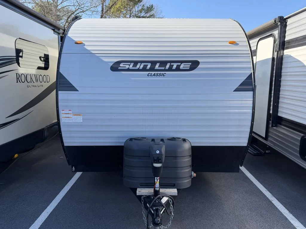 2022 Sunset Park RV Sun Lite 18RD - Photo 2