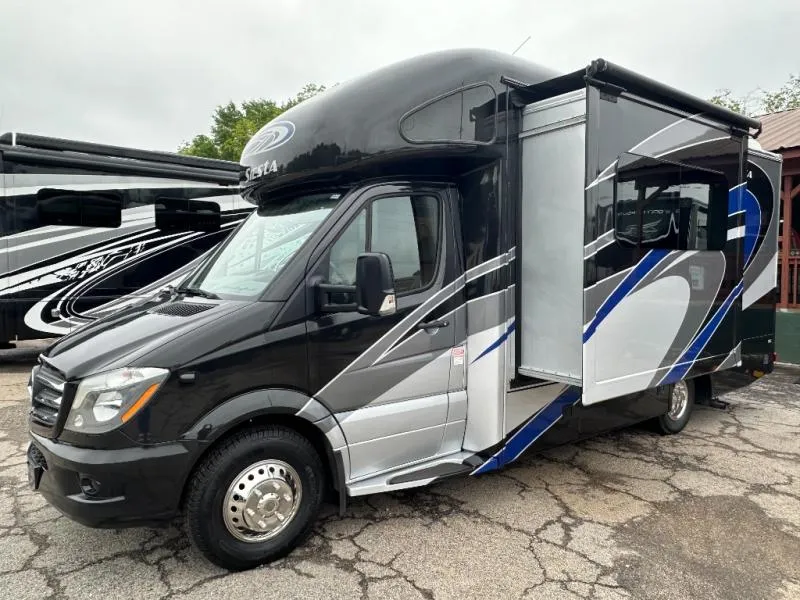 2017 Thor Motor Coach Siesta 24SA - Main photo