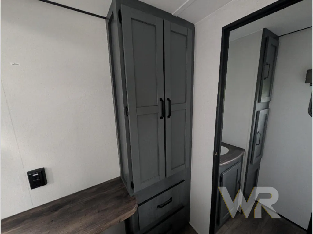 2027 Forest River Puma Vista 421LFT, Photos photo 11