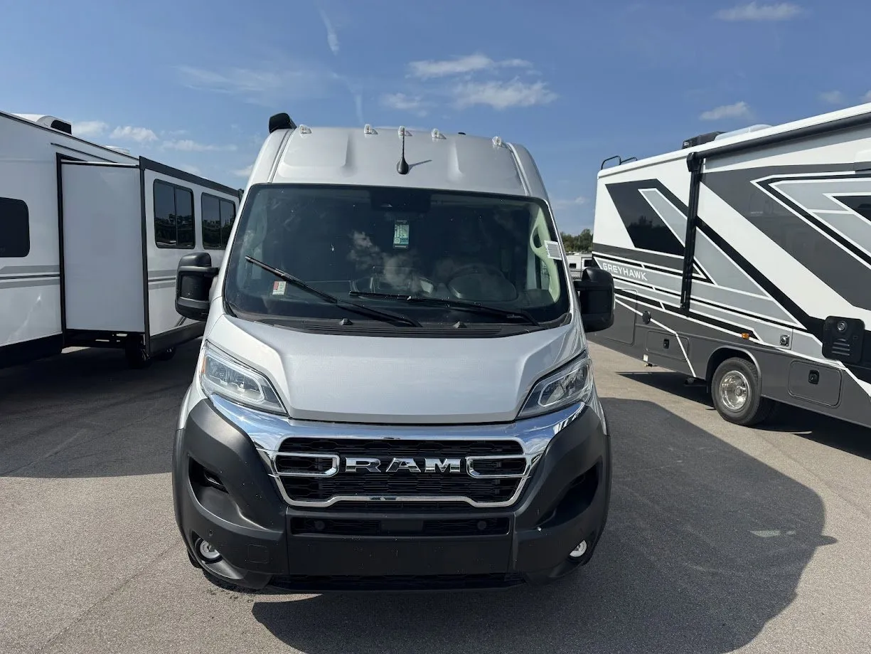 2026 Jayco Comet 18C - Photo 3