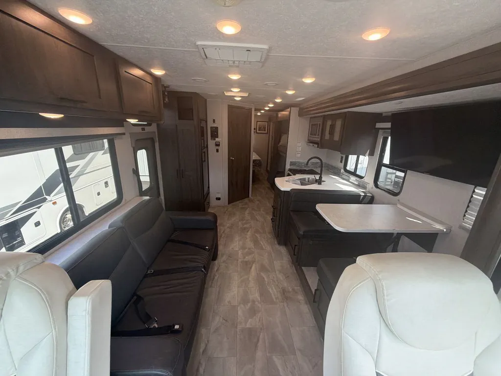 2024 Coachmen Pursuit 31BH, Photos photo 14