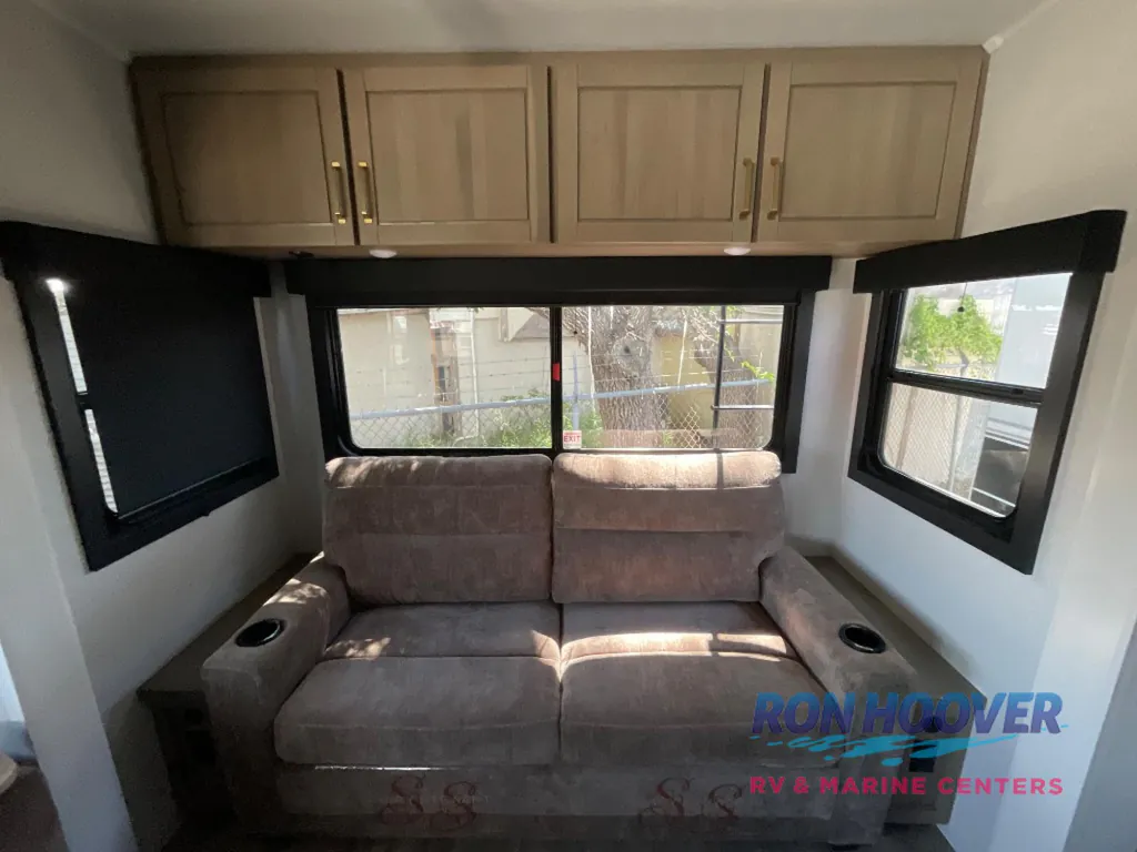 2026 Jayco Eagle 321RSTS, Photos photo 12
