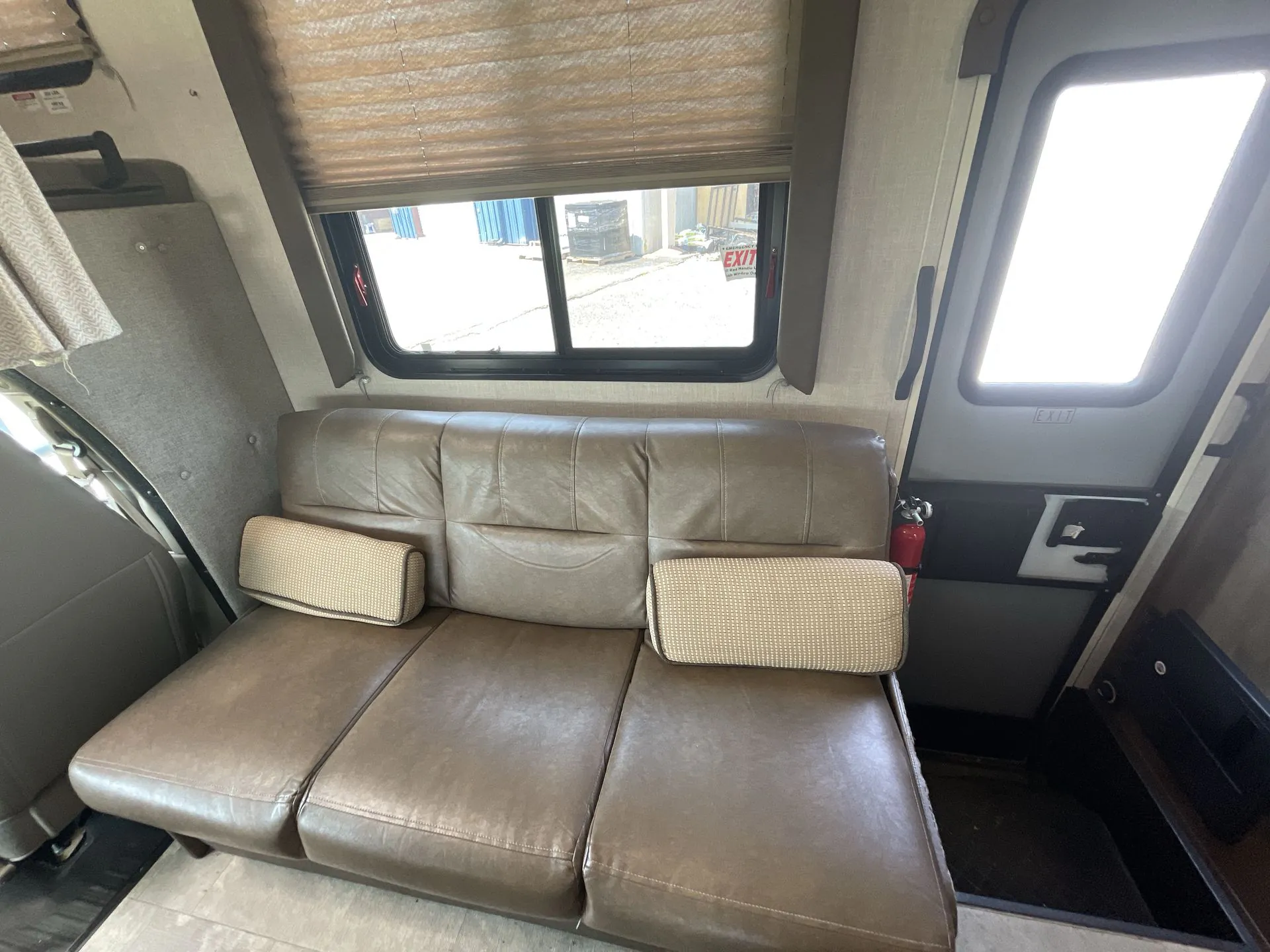 2019 Coachmen Freelander 27QB - Photo 4