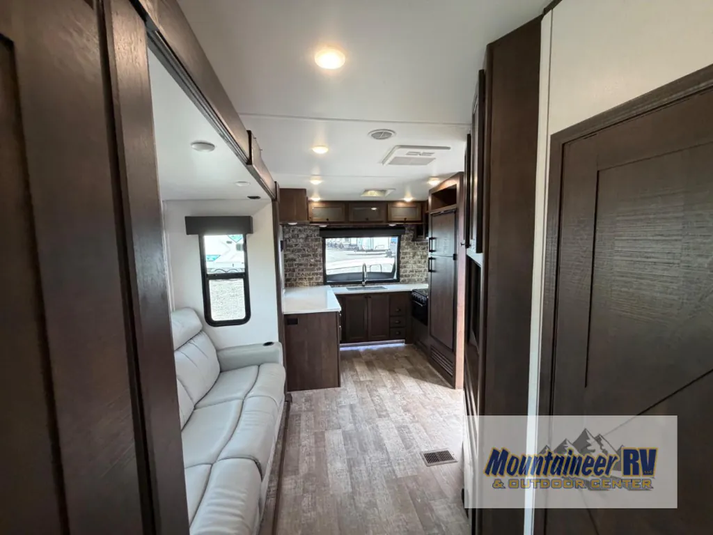 2021 Forest River XLR Hyperlite 3310, Photos photo 30