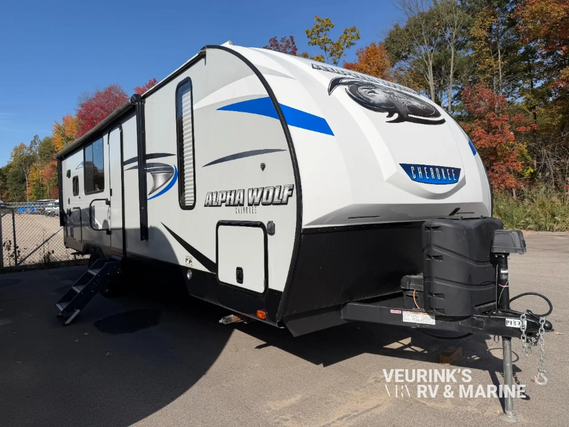 2020 Forest River Cherokee Alpha Wolf 27RK-L