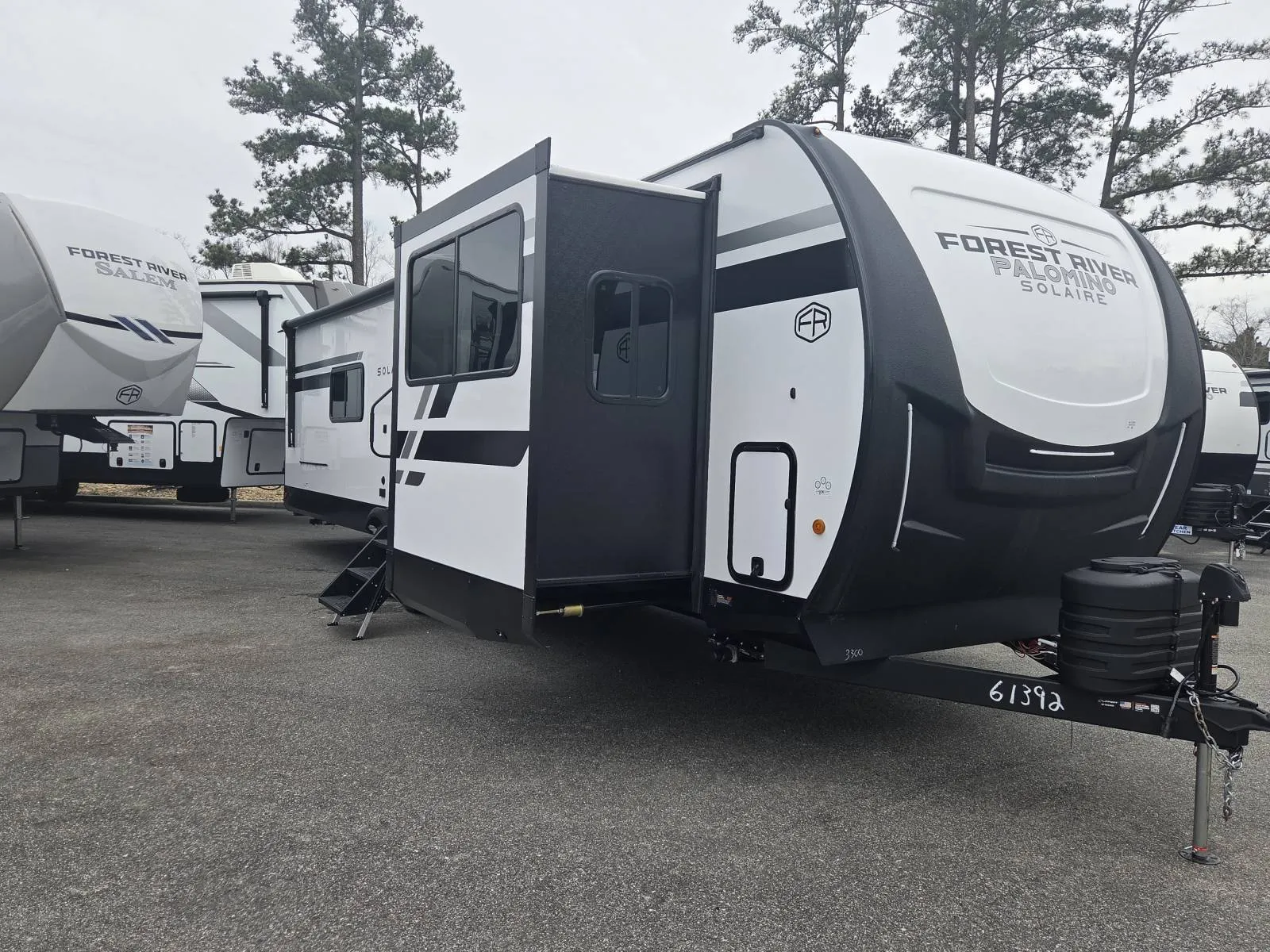 2026 Forest River Solaire 3300FLBS - Photo 3
