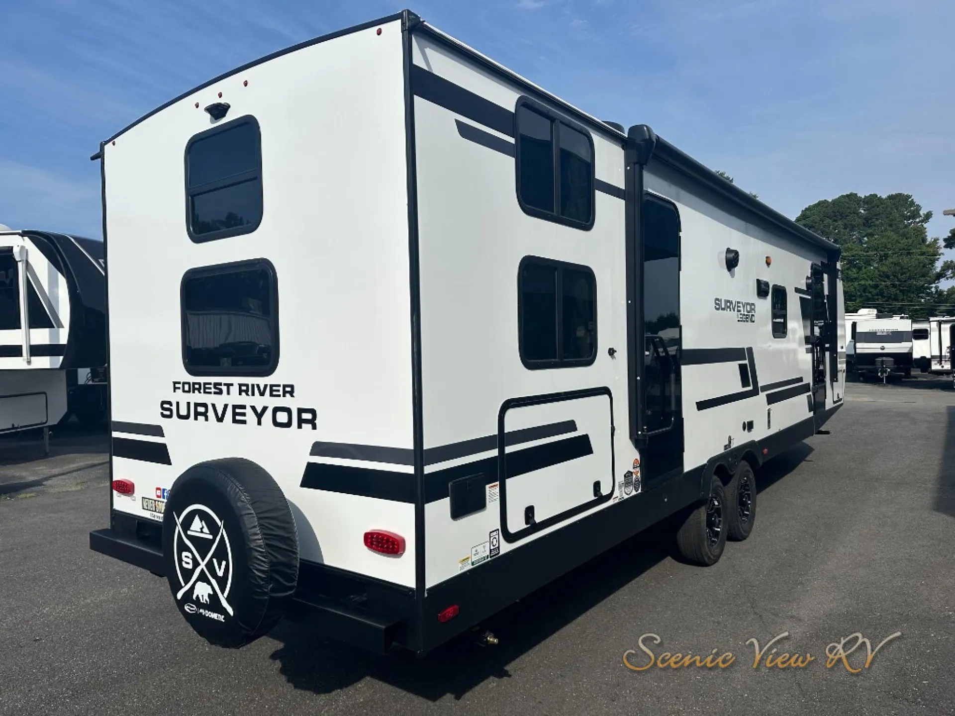 2027 Forest River Surveyor Legend 296QBLE - Photo 4