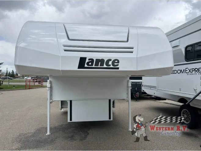2026 Lance Lance Truck Campers New    865 - Photo 3