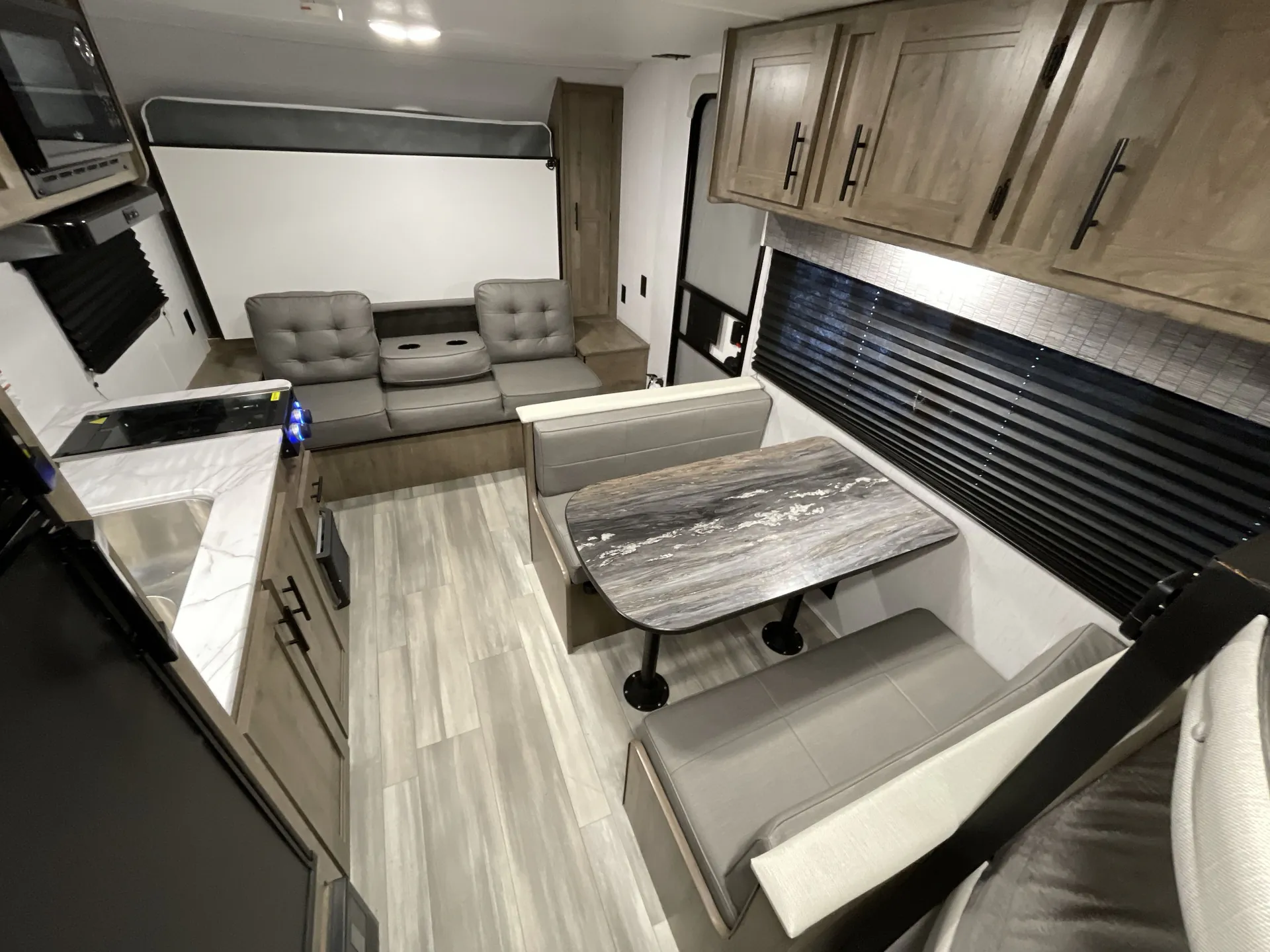 2024 Heartland Pioneer BH170 — living area main