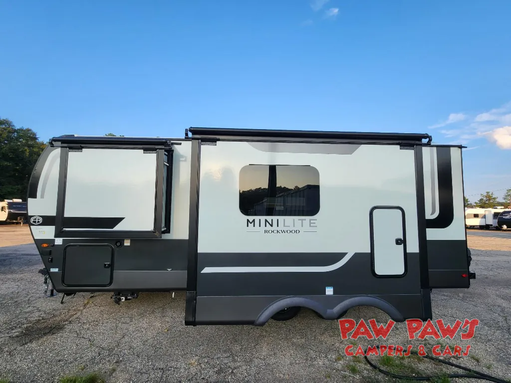 2027 Forest River Rockwood Mini Lite 2513S, Photos photo 8