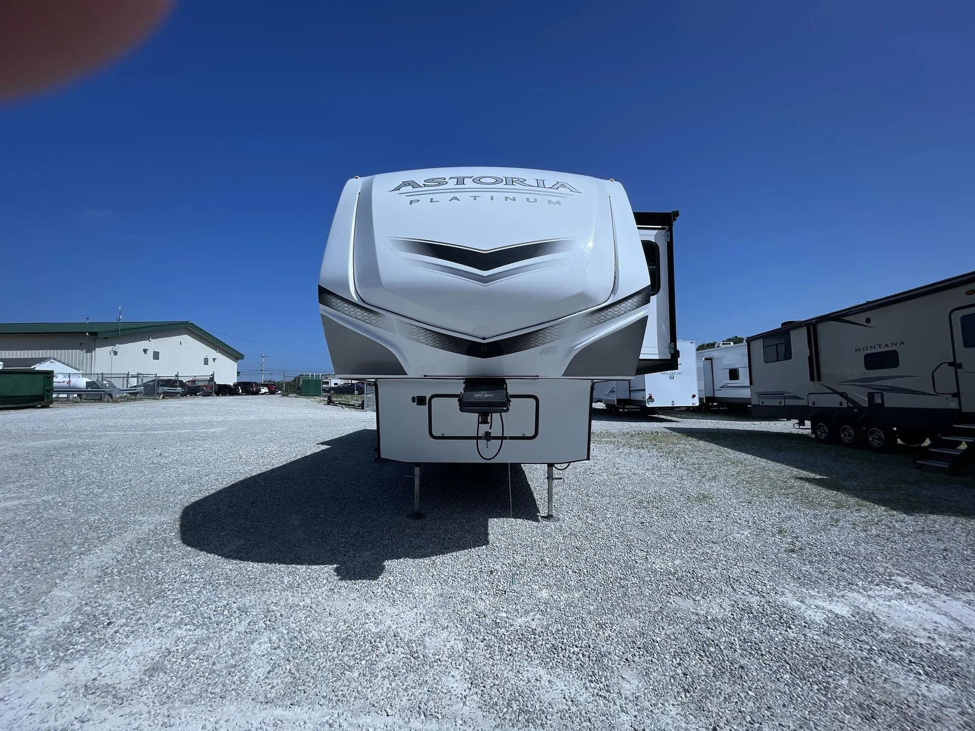 2023 Dutchmen Astoria Platinum 3173RLP — front