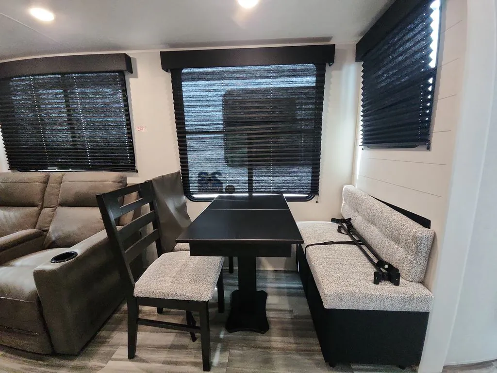 2026 Jayco Jay Flight Bungalow 401LOFT DS, Photos photo 18