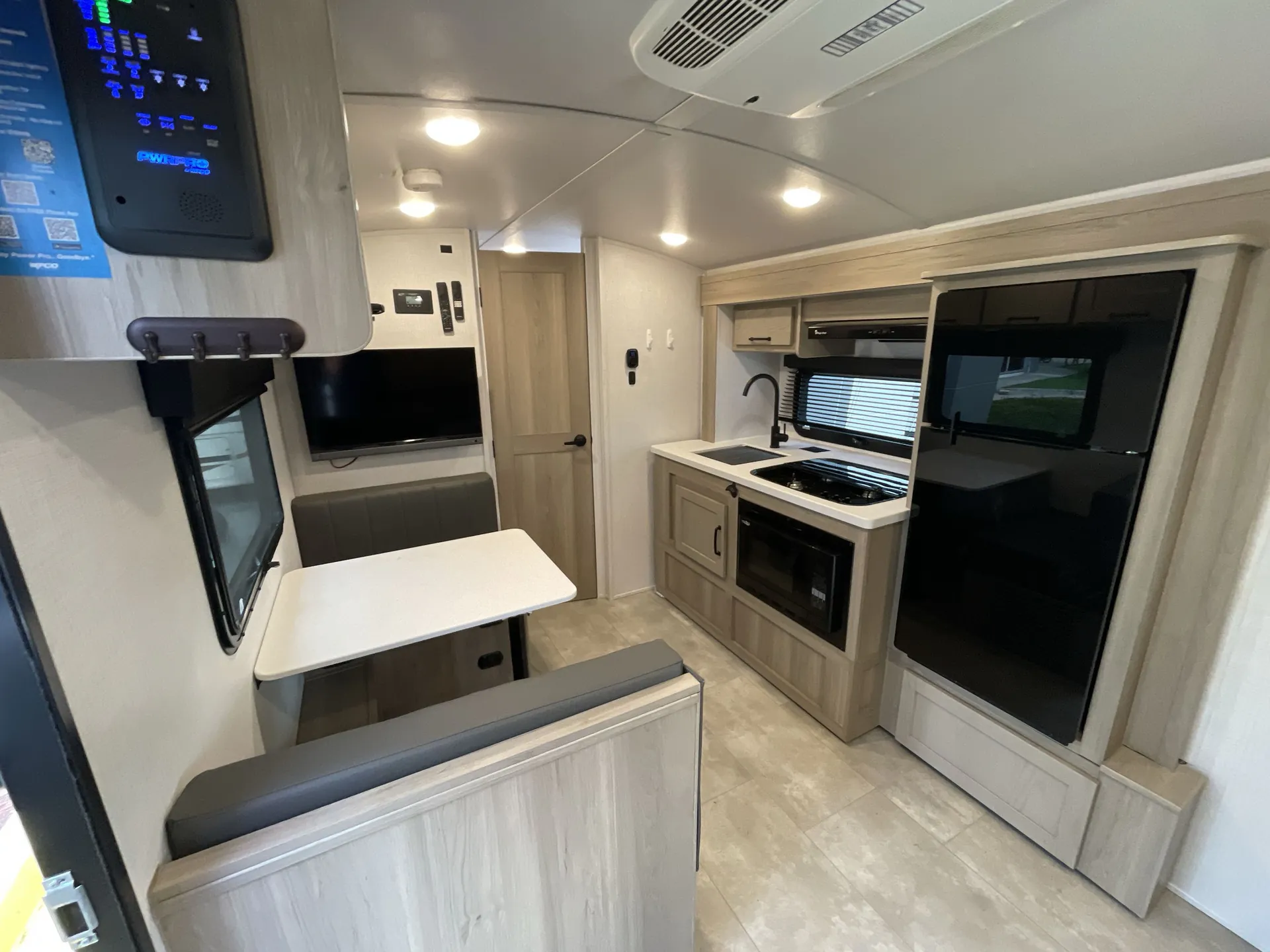 2025 Forest River Flagstaff E-Pro 19FDS — living area main