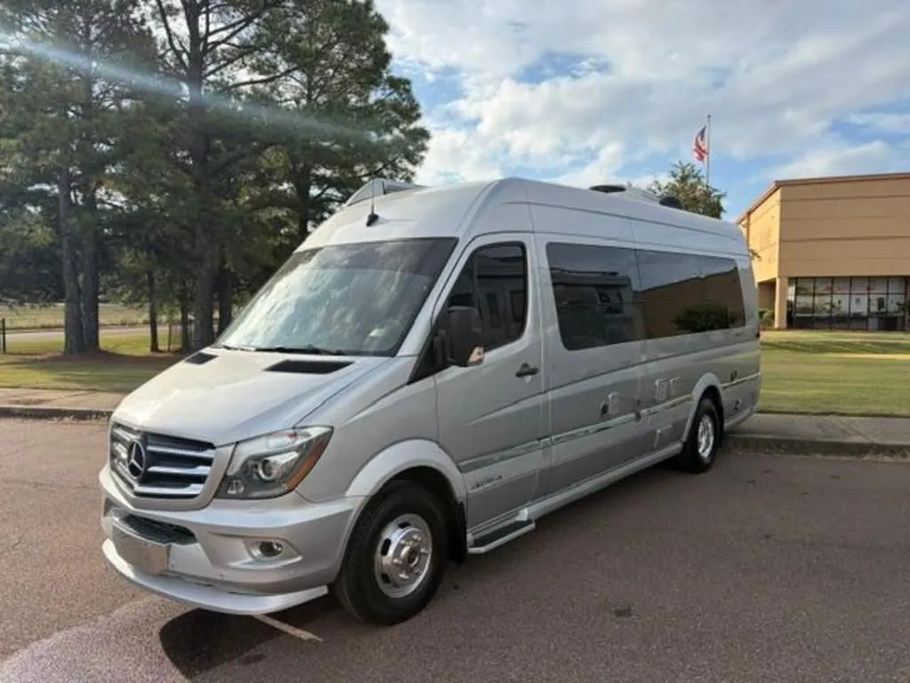 2018 Airstream Interstate 24GL - Photo 4