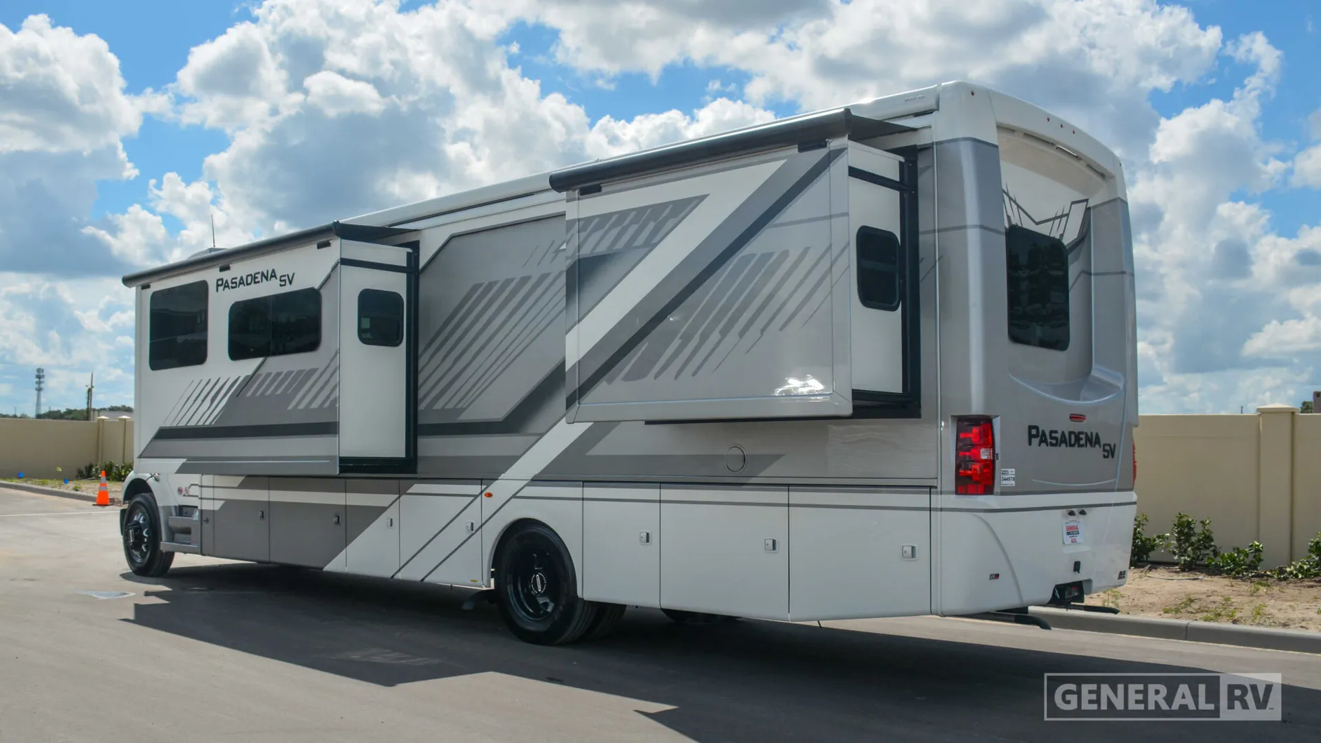 2026 Thor Motor Coach Pasadena SV 38FX - Photo 4