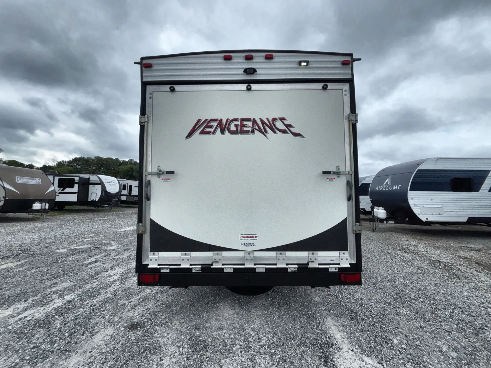 2017 Forest River Vengeance Rogue 25V — backside
