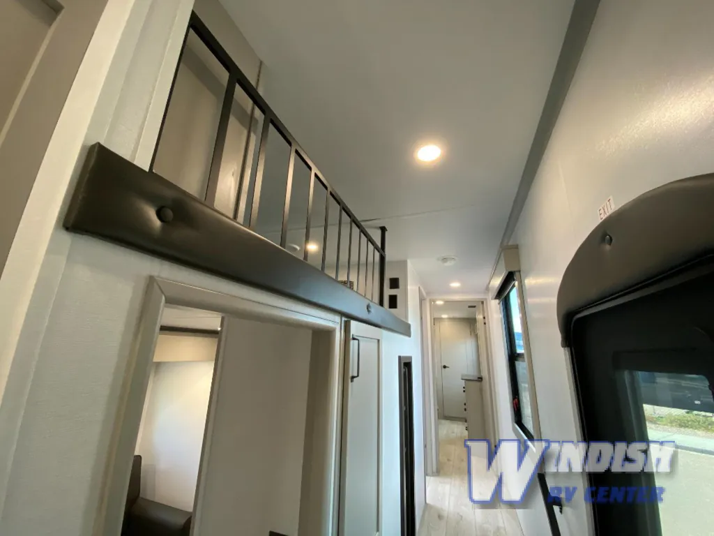 2026 Keystone Montana 385BR, Photos photo 15