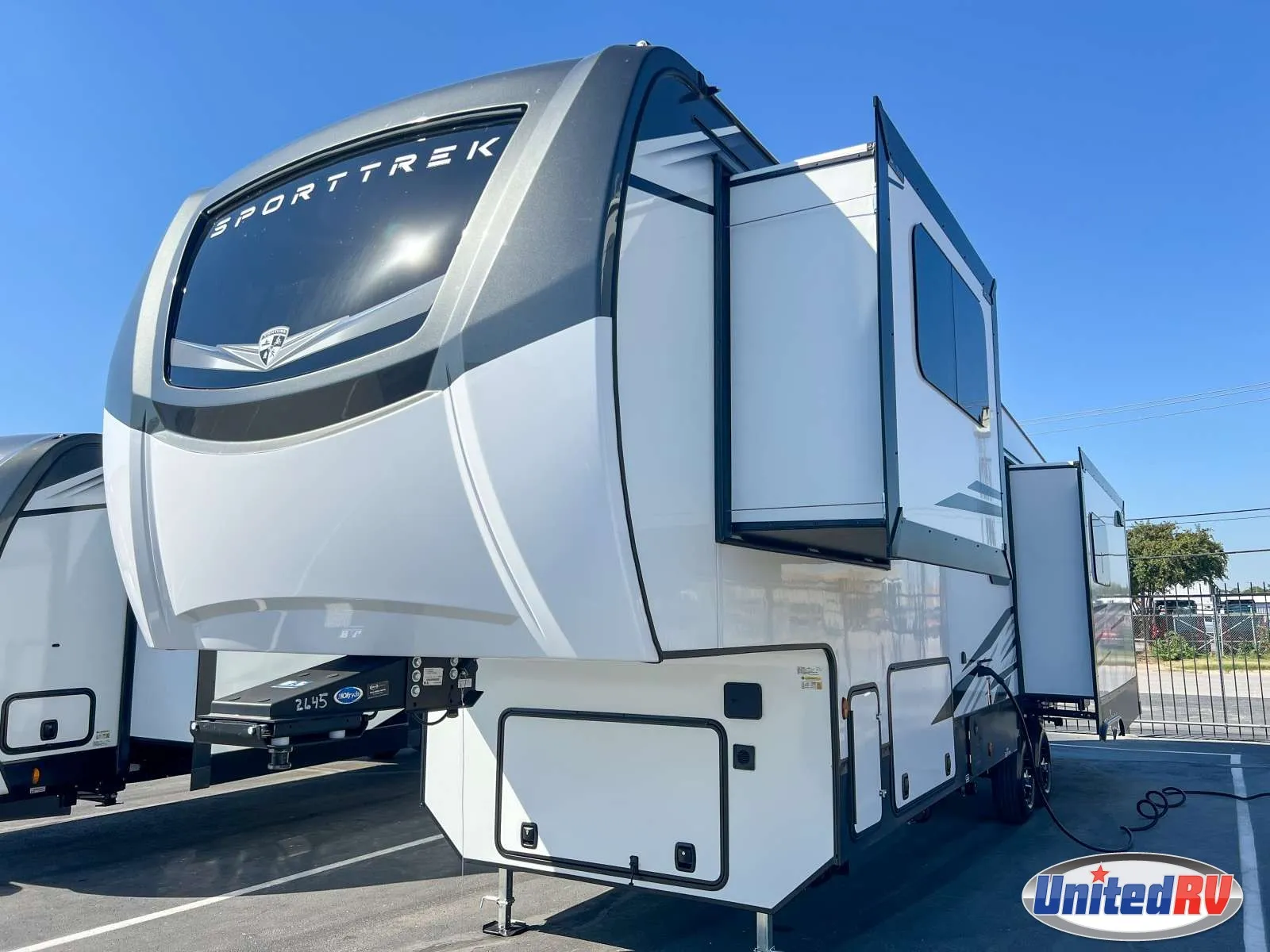 2026 Venture Rv SPORTTREK TOURING 353VRK - Photo 4