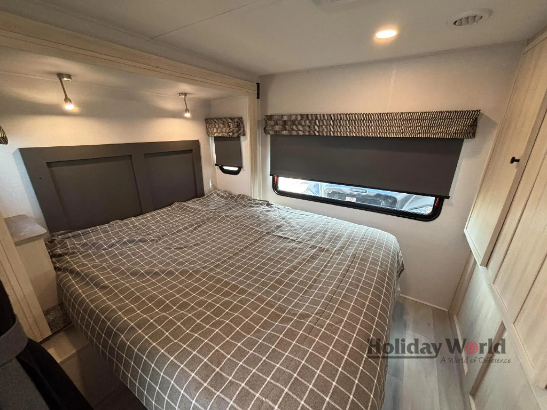 2027 Forest River Sunseeker 3010DS — Photo 5