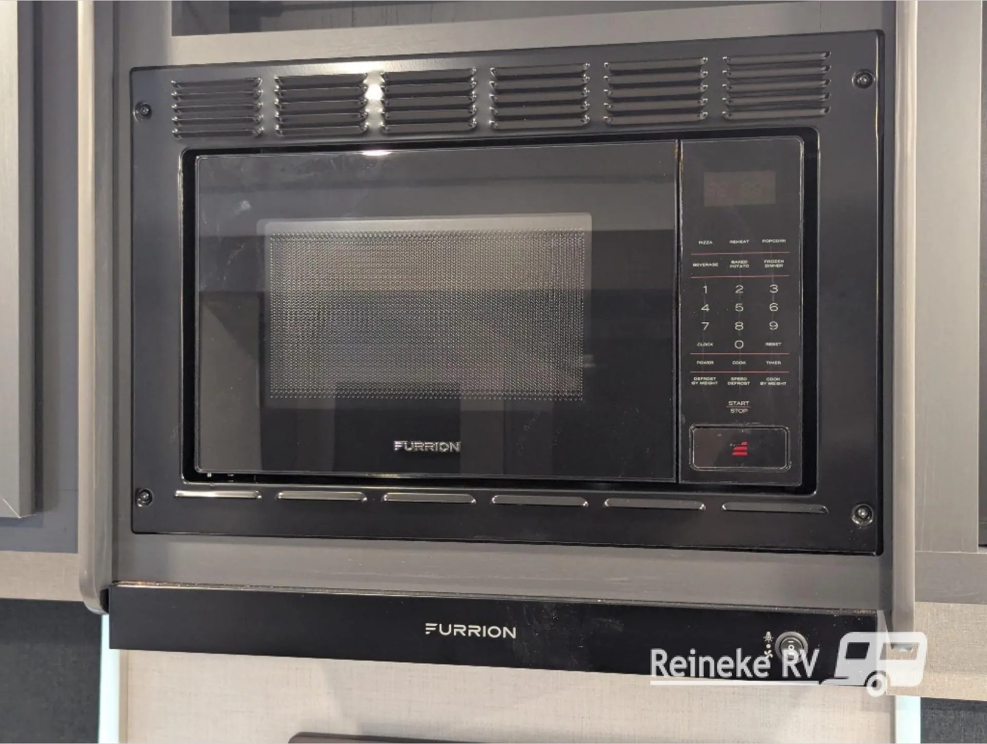 2027 Forest River Grand Surveyor 253RLS — Photo 7
