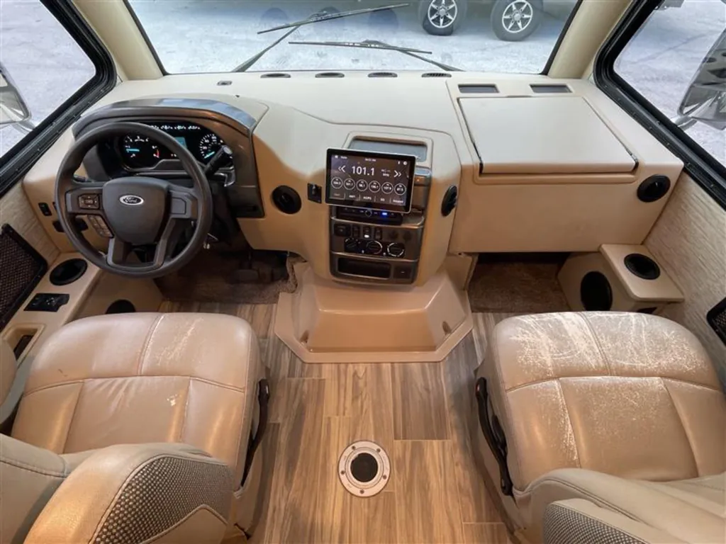 2021 Thor Motor Coach Axis 24.3, Photos photo 25