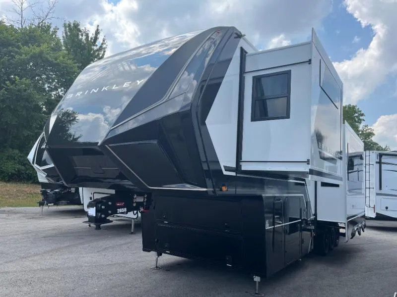 2026 Brinkley Model G 3250 - Photo 3