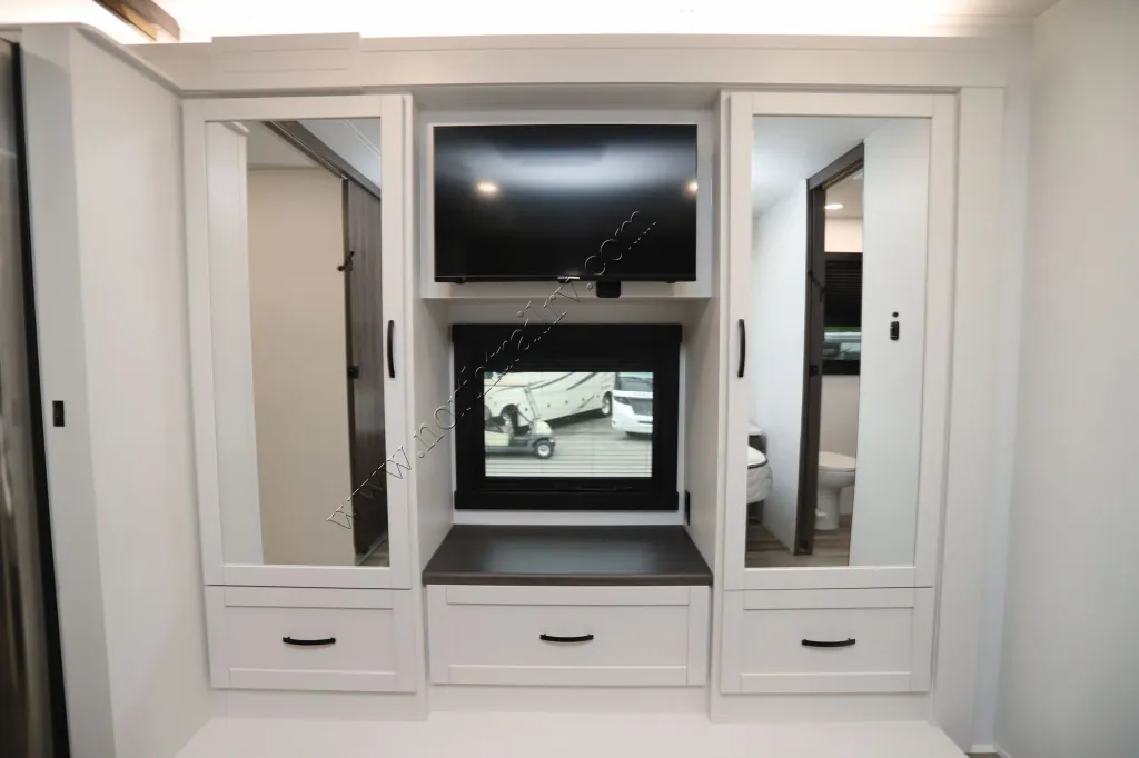2026 Entegra Coach Vision XL 36C, Photos photo 7